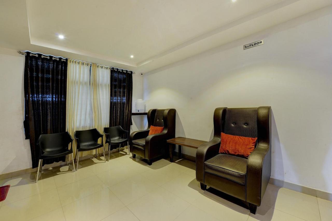 Capital O Hotel Samanvi International Belur  Exterior foto